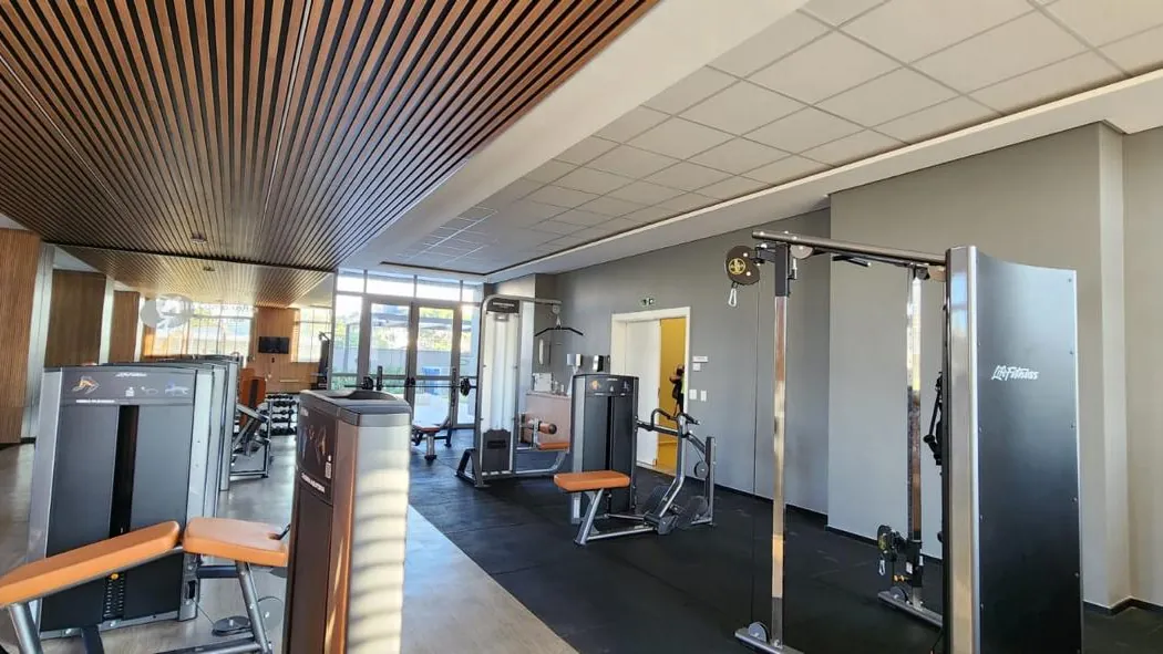 Fitness com design by Cia Athletica — Dream View Sky Resort