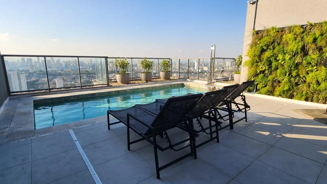 Exclusive Sky Pool, no rooftop — Dream View Sky Resort