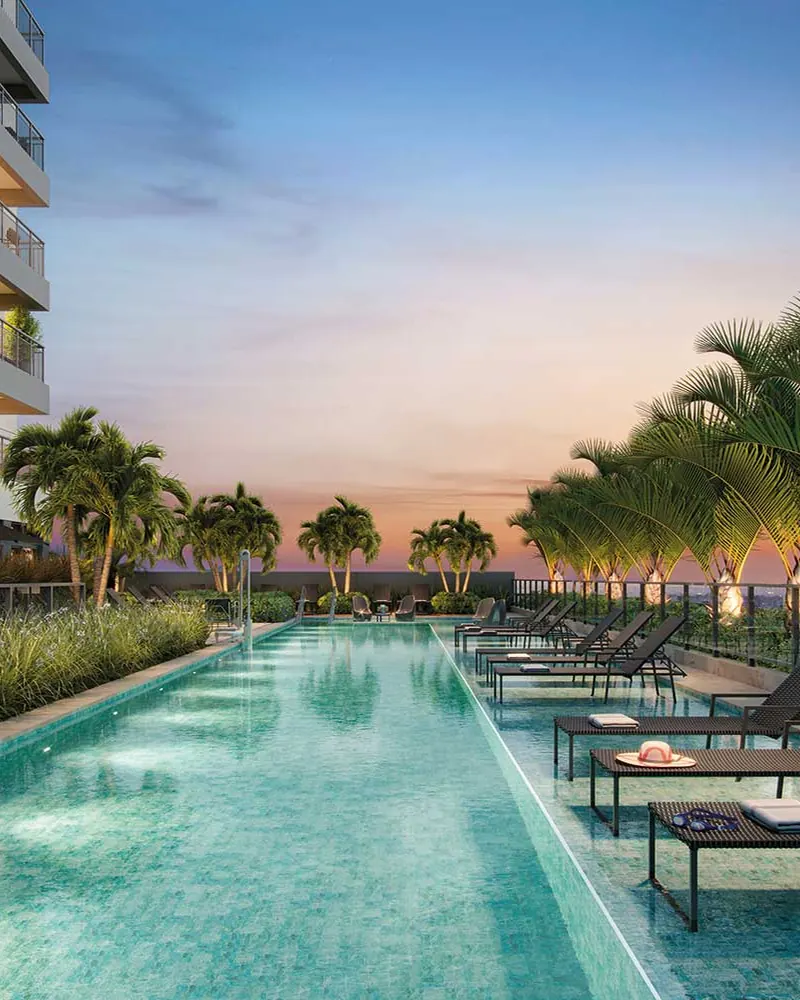 Piscina adulto de 25 m — Dream View Sky Resort